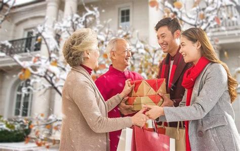 不过节送什么礼物最新素材