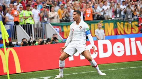 世界杯B组：葡萄牙队1比0战胜摩洛哥队-国际在线