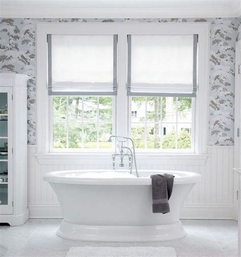 21 Insanely Chic Small Bathroom Window Ideas - Home Decoration and ...