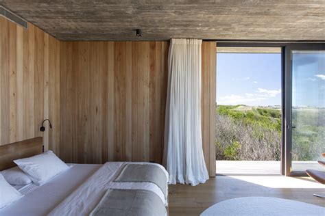 Gallery of Big Fish House / Martin Gomez Arquitectos - 29