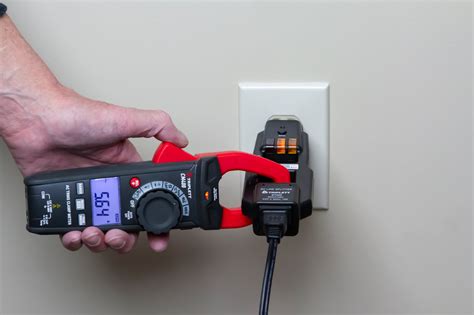 Using Clamp Multimeter 的图像结果