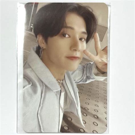 ATEEZ THE WORLD EP.1 MOVEMENT Wonderwall 2.0 Fansign India | Ubuy