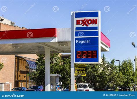 Indianapolis - Circa August 2016: Exxon Retail Gas Location. ExxonMobil is the World S Largest ...