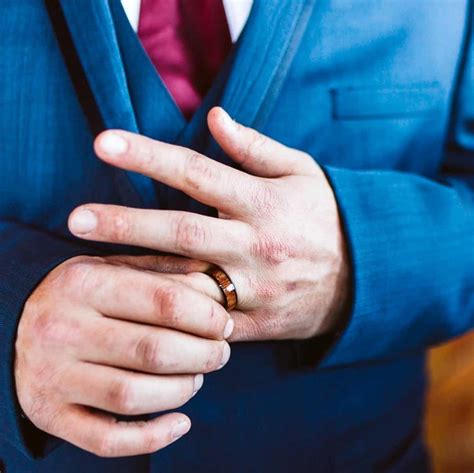 Manly Bands Rings Review - Must Read This Before Buying