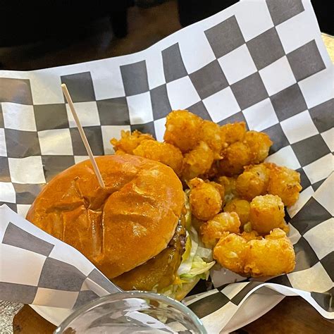 FAT PANTS BREWING CO. (2024) All You Need to Know BEFORE You Go (with ...