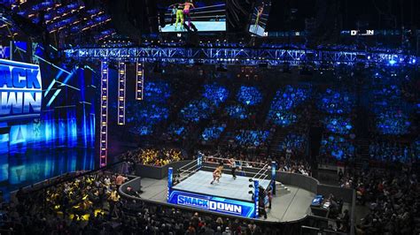 Injured WWE Superstar returns to SmackDown