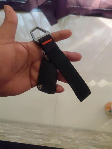 Spigen Carabiner Lanyard Keychain Strap for Keys and Everyday Carry ...