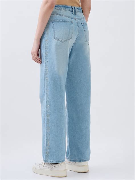 Women Light Blue Straight Fit High Rise Jeans
