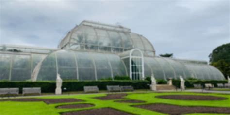 Kew Gardens: All About the 4 Kew Garden Entrances!