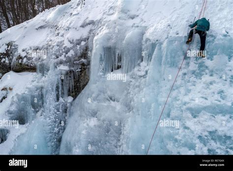 Ice-Climbing 的图像结果