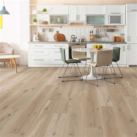 How Humidity Affects Floors & How to Protect Them