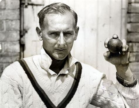10 greatest left handed bowlers in the history of cricket