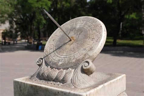 古人的计时器具更可能是刻漏而不是日晷 - 知乎