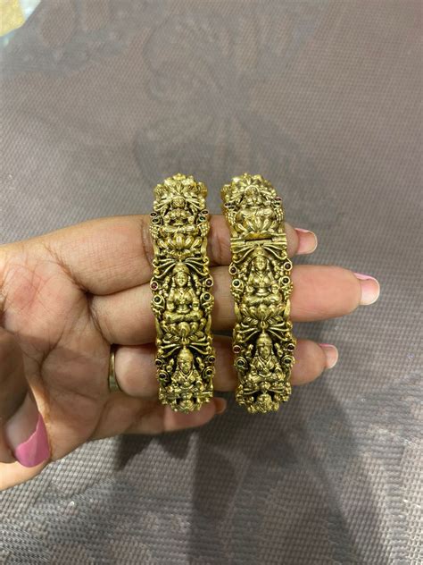 Antique Lakshmi Devi openable bangles – Alluring Accessories