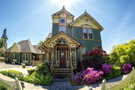 SWANTOWN INN (Olympia) - B&B Reviews, Photos, Rate Comparison - Tripadvisor