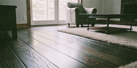 Plank Hardwood Flooring: A Complete Buyer's Guide