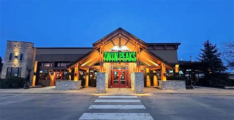 Algonquin Sports Bar & Restaurant | (224) 422-2188 | Twin Peaks Restaurants