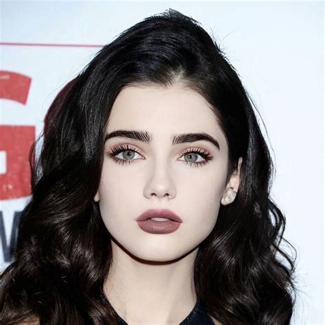 Pin by Lia Duarte on chapter 1 | Pale skin makeup, Hair pale skin ...