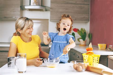 Nanny Vs. Nanny Housekeeper: What's The Difference? - Household ...
