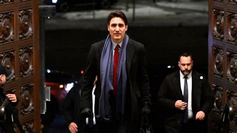 Justin Trudeau slaps 25% retaliatory tariffs on US, asks people of ...