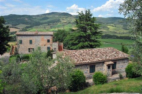 CASALE LE CRETE (Acquapendente) - Farmhouse Reviews, Photos, Rate ...
