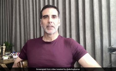 असम में आई बाढ़ के लिए अक्षय कुमार ने राहत कोष में दिए एक करोड़ रुपये ...