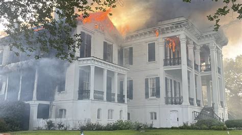 Nottoway, U.S.'s largest remaining antebellum plantation, burns down ...