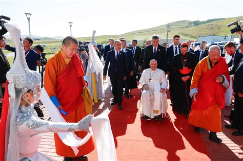 Pope arrives in Mongolia, the 'heart of Asia'