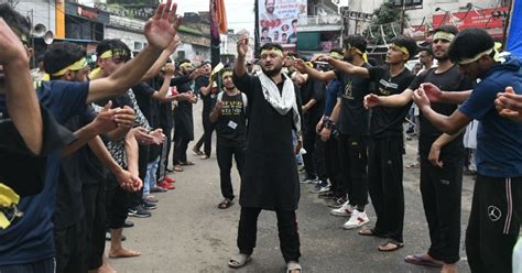 After Kanwar Yatra, Uttar Pradesh Bans Muharram Processions In View Of ...