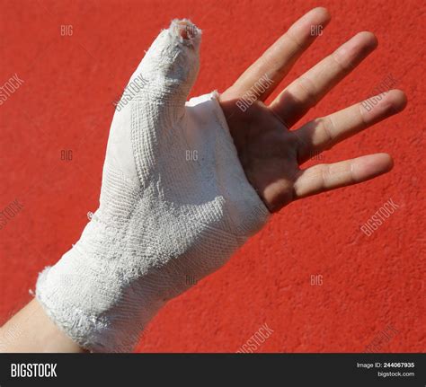 Hand Plaster 的图像结果