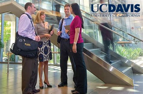 UC MBA Program 的图像结果