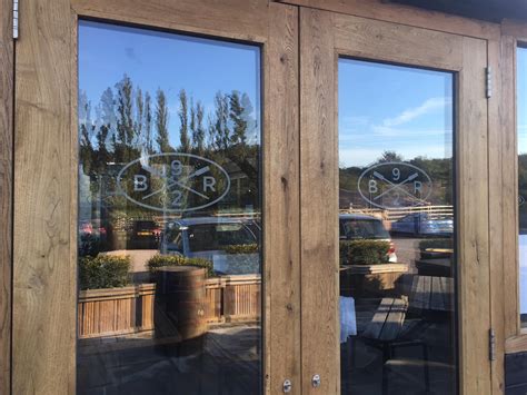 Restaurant Window Graphics 的图像结果