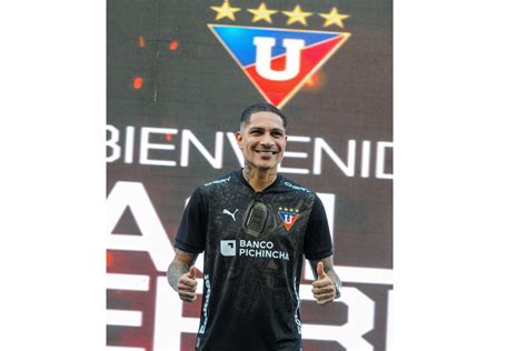 Así fue la presentación de Paolo Guerrero como nuevo delantero del LDU ...