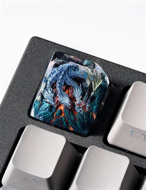 SMELTSTARS Artisan Keycaps, Translucent Dragon Resin ESC Custom India ...