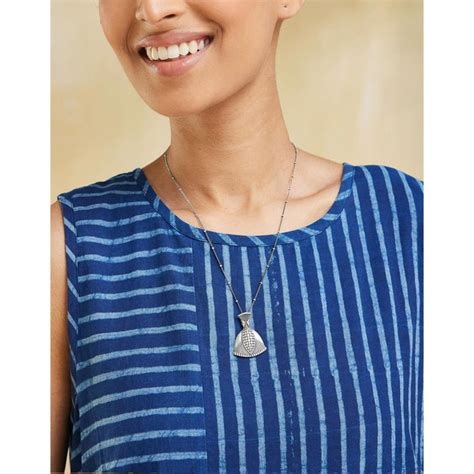 Buy Fabindia Women Silver Pendant Necklace Online