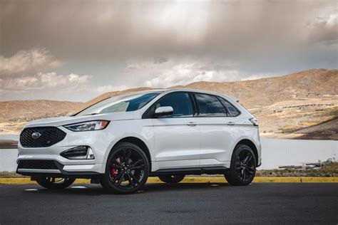 2019 Ford Edge ST first drive review: Potent and practical - CNET