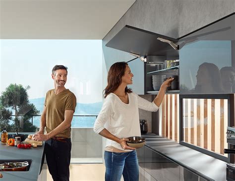 AVENTOS HK top | Blum | Blum