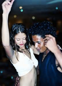 What Does It Really Mean to Be in a “Monogamish” Relationship?