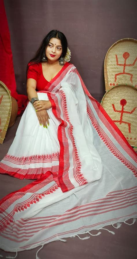 Graceful White Red Pure Cotton Saree – Monamaar