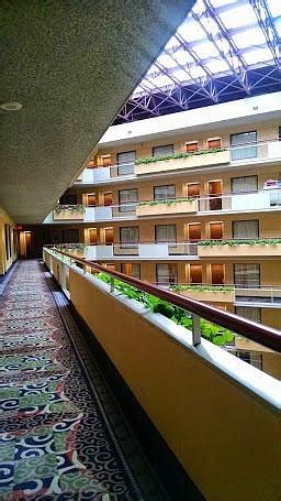 EMBASSY SUITES BY HILTON SAN ANTONIO AIRPORT - Hotel Reviews, Photos ...