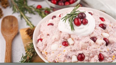 Quick and Easy Cranberry Fluff Salad Recipe