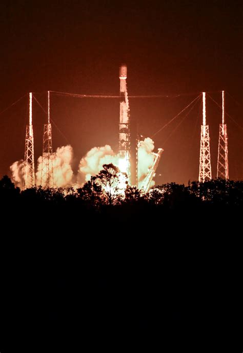 SpaceX Launch Now 的图像结果