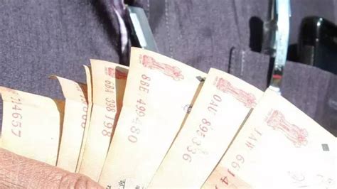 Soldier Serving In Siachen Tries To Exchange Demonetised Notes, Gets ...