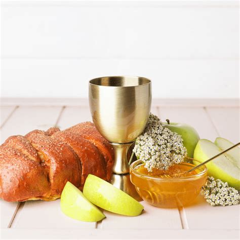 Delightful Rosh Hashanah Foods to Sweeten Your Celebrations