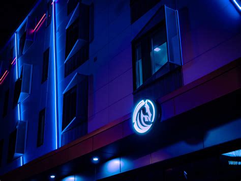 Graphics Building Signage 的图像结果