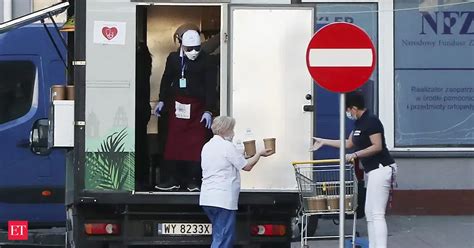 Spain sees 3rd daily drop in coronavirus deaths - The Economic Times