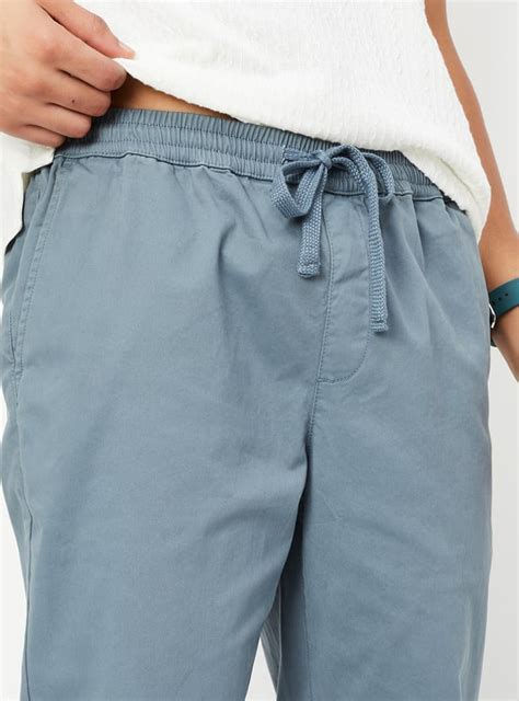 Buy Men Solid Slim Fit Joggers Online at just Rs. 999.0 - 1000014776150 ...