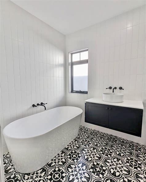 15 Patterned Bathroom Floor Tile Ideas to Enhance Your Space | Atlas ...