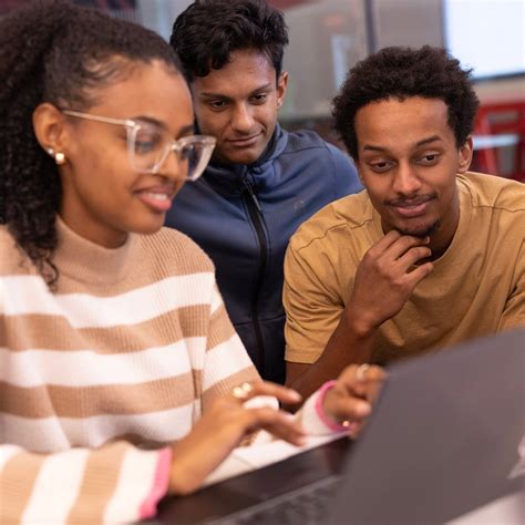 Software Engineering Graduate 的图像结果