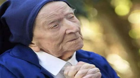 worlds oldest woman dies at the age of 118 this is the secret of ...